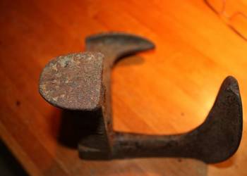 Ładne kopyta szewskie z lat 50 Zainteresowany  zadzwoń! Ładne kopyta szewskie z lat 50 Zainteresowany  zadzwoń!