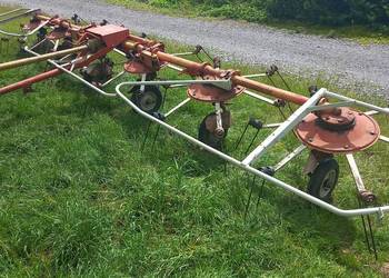 Przetrząsarka Kuhn Przetrząsarka Kuhn