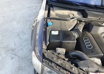 ĆWIARTKA PRAWA PRZÓD AUDI A8 D2