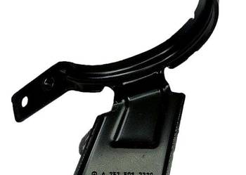 MERCEDES W213 W238 W253 CLS EQC Wspornik pompy plynu chlodzacego MERCEDES W213 W238 W253 CLS EQC Wspornik pompy plynu chlodzacego