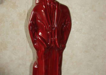 Mężczyzna pod latarnią - podstawa lampy