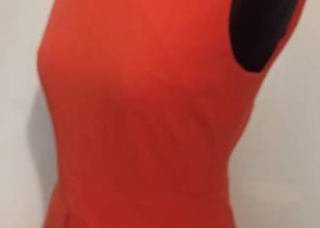 wizytowa sukienka z baskinką