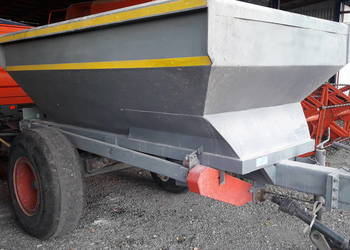 Rozsiewacz do wapna Bredal 7ton