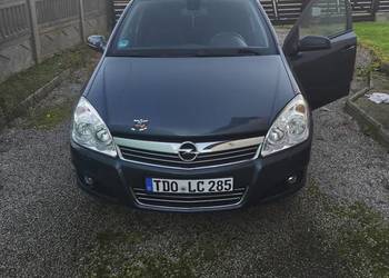 Sprzedam świeżo sprowadzony opel astra h lift