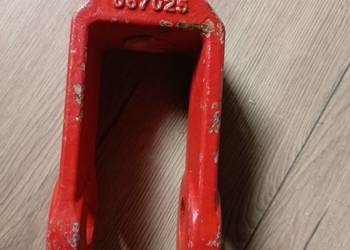 Jarzmo napinacza KVERNELAND  067040R KK067040R KK067040 067040