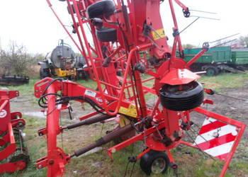 Przetrząsarka ,przewracarka KUHN GF8702