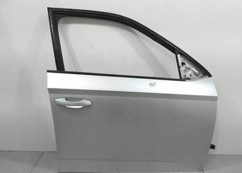 DRZWI  PRAWE PRZÓD LA7W  Skoda Fabia III (2014-  )