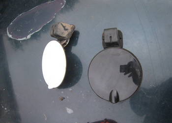 Klapka wlewu paliwa Opel Corsa C srebrna czarna 00-06 Klapka wlewu paliwa Opel Corsa C srebrna czarna 00-06
