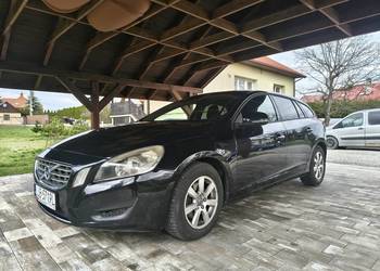 Volvo V60 1.6 D2 2011r