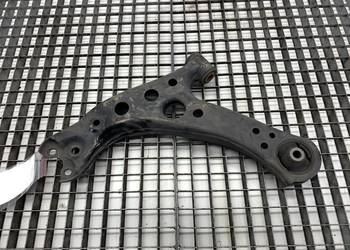 WAHACZ PRAWY PRZÓD TOYOTA COROLLA E21 Sedan/Limuzyna PRZEDNI, PRAWA