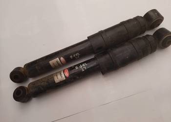 Opel Zafira B  komplet amortyzatorów tylnych tył