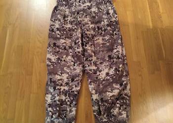 Kombinezon zimowy dla myśliwych i wędkarzy