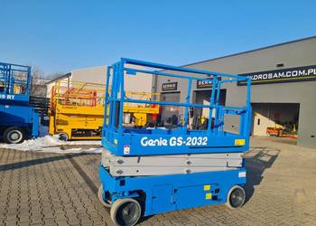 Podnośnik nożycowy elektryczny Genie GS2032, rok 2012 wys. robocza 8m