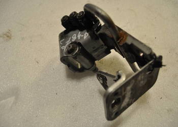 Audi a4, A6 C6 Zawias drzwi lewy,prawy przód 8E0831412B , 8E0831411B
