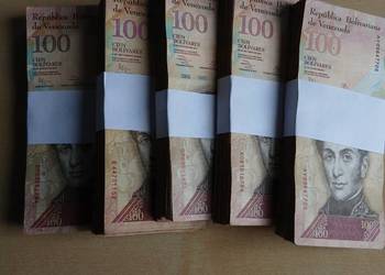 100 bolivares Wenezuela 5 paczek obiegowe