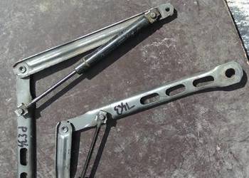 Zawiasy maski przedniej e34