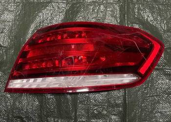 Lampa prawy tył mercedes e class 13/16 rok