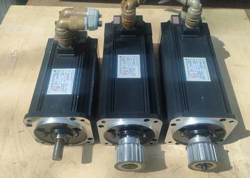 SERVOMOTOR  YASKAVA  USAGED-09A22K USAGED-13A22K