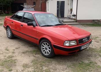 Audi B4 1.6 gaz dwie szt.