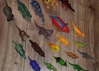 Dinozaury figurki 22 sztuki różne rozmiary 6-15.5 cm duży zestaw