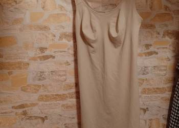 (40/42) (L/XL) Beżowa halka pod sukienkę z Londynu