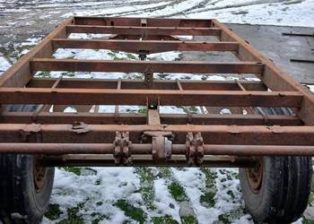 Rama rozrzutnika przyczepy platformy