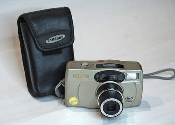 Analogowy kompakt Samsung Fino 700 xl