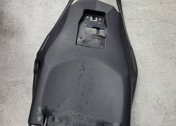 KAWASAKI Z900 Z 900 24 OEM WYPEŁNIENIE ZADUPKA NADKOLE PLASTIK