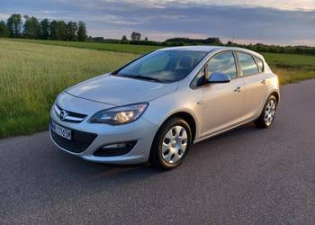 Opel ASTRA J 2015