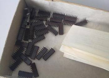 Układ scalony K176PU2 = CD4009E