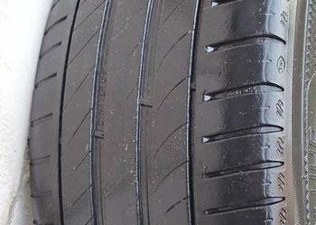 Kleber dynaxer 235/45/18