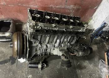 Silnik m54b30