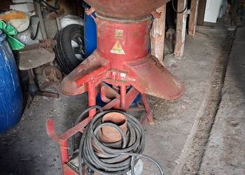 Śrutownik mlynek bak