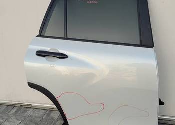 DRZWI PRAWE TYŁ TOYOTA COROLLA CROSS 2023, KOD KOLORU 089 WHITE PEARL