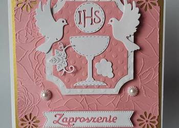 ZAPROSZENIA KOMUNIA DZIEWCZYNKA KIELICH Z GOŁĘBIAMI – K4 – RÓŻ – BIEL