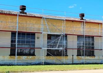 Nowy zestaw rusztowania 147.6 m2 rusztowanie elewacyjne 18x8,2 m