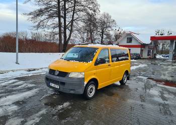 F-VAT 23%*Volkswagen Transporter T5*9 osób *SPRAWNA KLIMA*1 właściciel