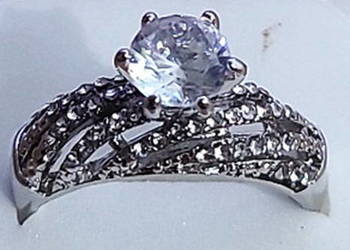 Pierścionek posrebrzany, nowy z metką! rozmiar 20