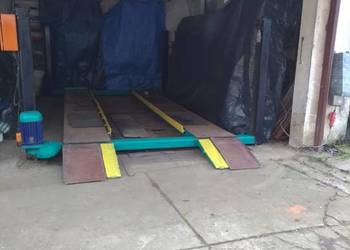 Podnosnik czterokolumnowy