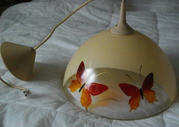 Lampa wisząca klasyczna - szklana.