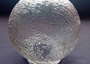 Klosz w kształcie kuli do lampy ceramicznej. DDR, druga połowa XX w.
