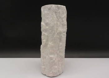 Wazon Bareuther Waldsassen porcelana biskwitowa, faktura kory