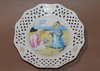 Ażurowy talerzyk Jenny Nystrom Nr 9