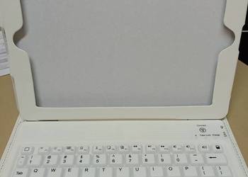 Etui z klawiaturą Bluetooth do tabletów