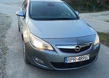 Opel Astra J 1.7 CDTI 110KM