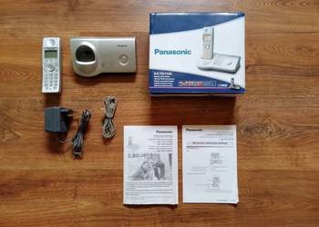 Bezprzewodowy telefon stacjonarny Panasonic KX-TG7100