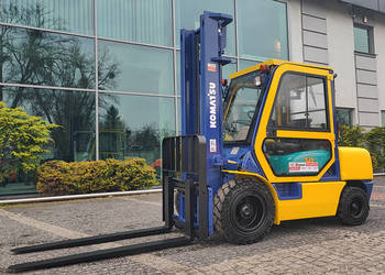 Wózek widłowy Komatsu FD30T-12 diesel duplex 4 m 3 tony KABINA