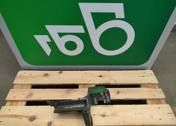 Podstawa sprężarki powietrza 001105240 silnika 6068HRT83 CLAAS ARION 640