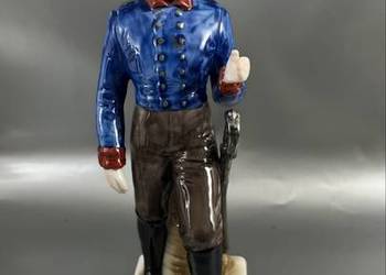 Porcelanowa figurka żołnierza