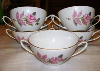 Zestaw naczyń porcelanowych Chodzież -- Nowe Polecam